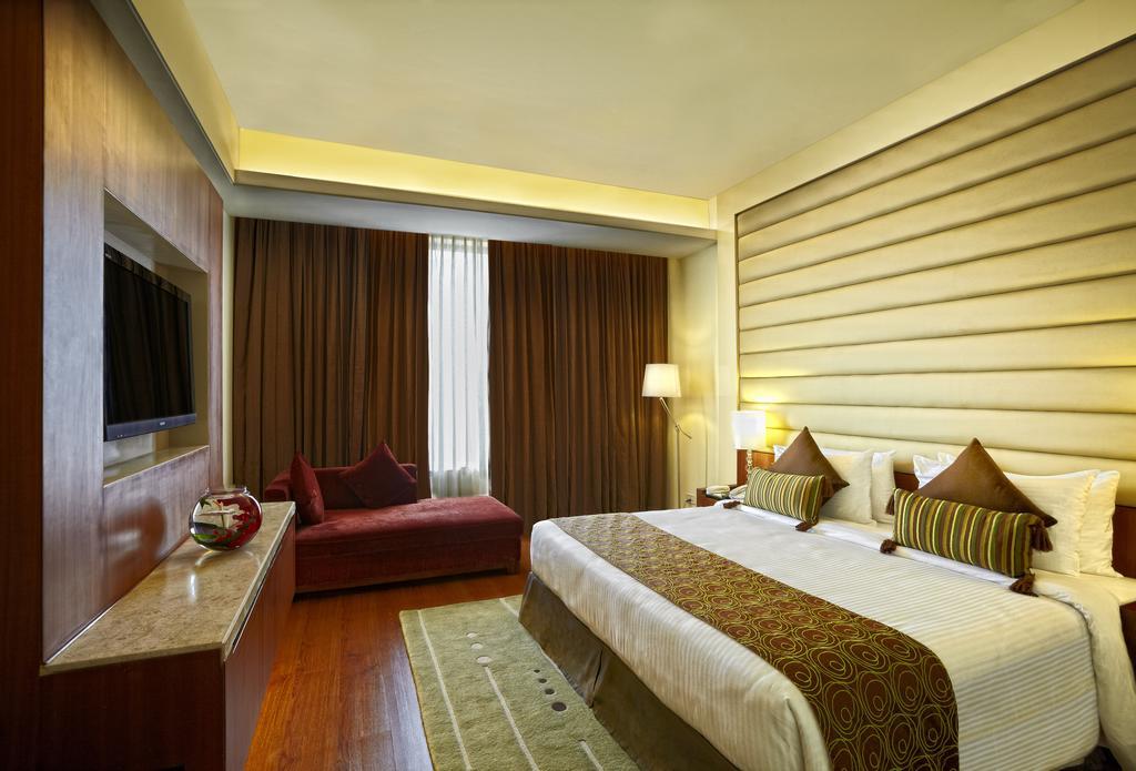 Radisson Blu Hotel Rudrapur Екстер'єр фото