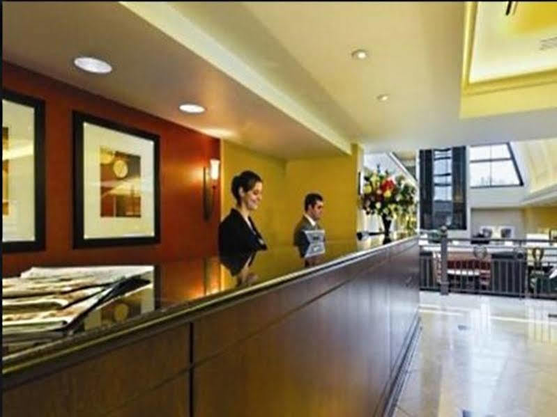 Radisson Blu Hotel Rudrapur Екстер'єр фото