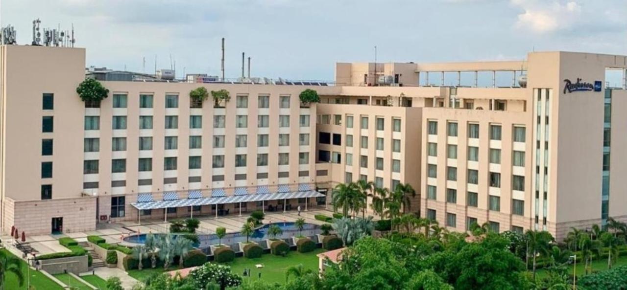 Radisson Blu Hotel Rudrapur Екстер'єр фото